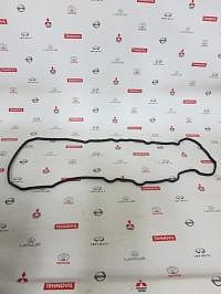 Запчасть: прокладка клапанной крышки RH LC200 TOYOTA